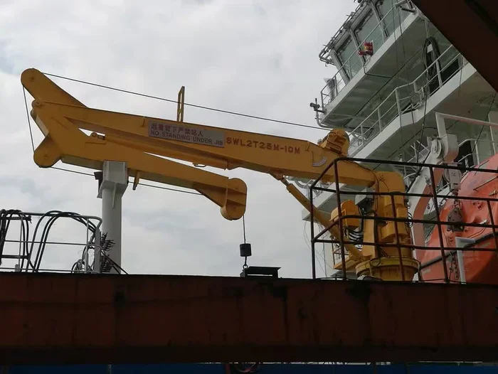 Knuckle Boom Crane